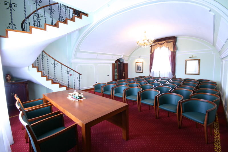 Garni Hotel Leopold I Novi Sad Exterior photo